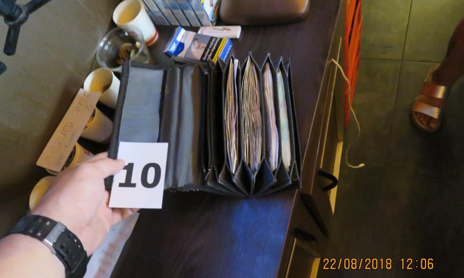 2018-8-23-1249foto bar 14.JPG